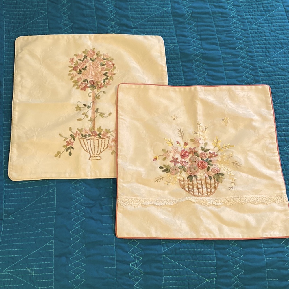 15.5 x 15.5 Throw Pillow Covers 2 ~ Pretty Victorian Style